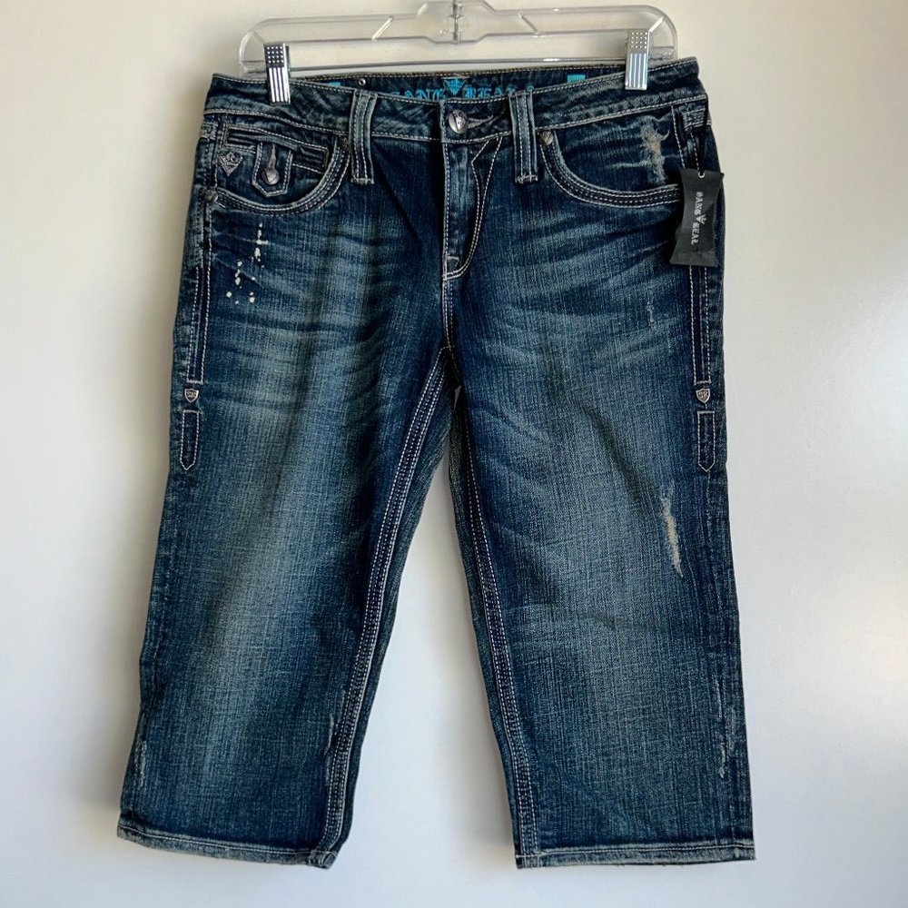 NWT SANG REAL Distressed Studded Capri Jeans Size 30